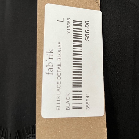 Black Ellis Lace Detail Blouse Size Large. NWT - Picture 4 of 4